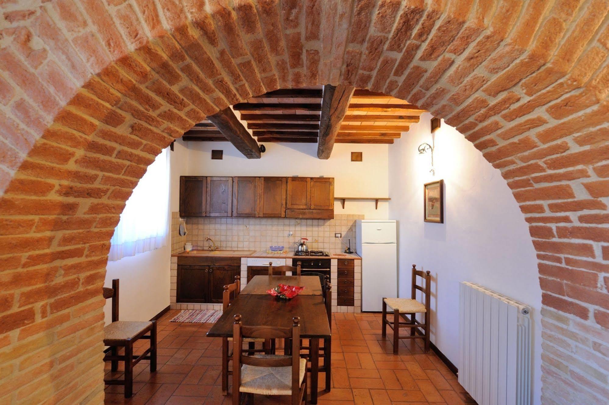 מלון פסיניאנו סול טרסימנו Relais Borgo Torale מראה חיצוני תמונה