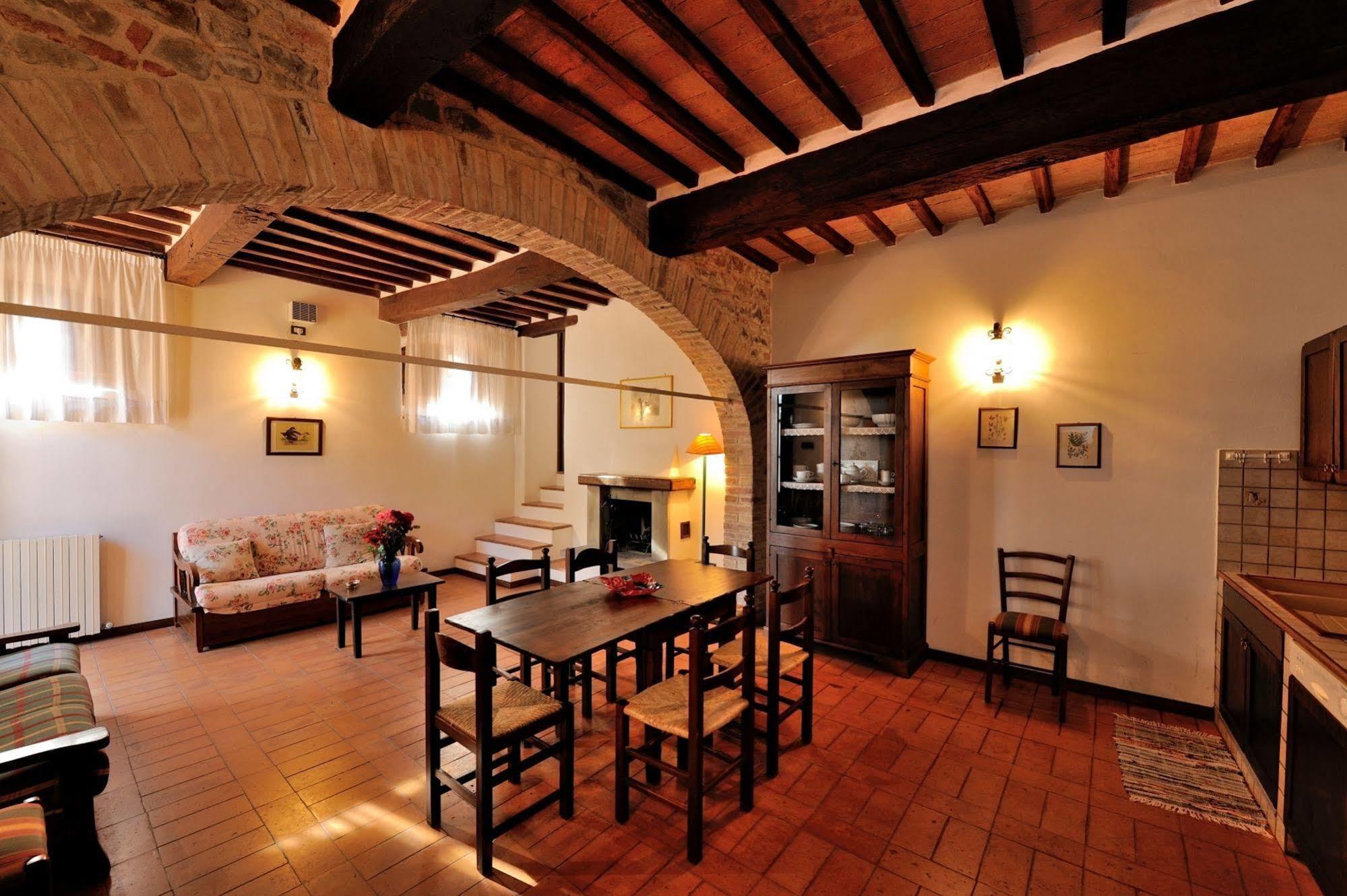 מלון פסיניאנו סול טרסימנו Relais Borgo Torale מראה חיצוני תמונה